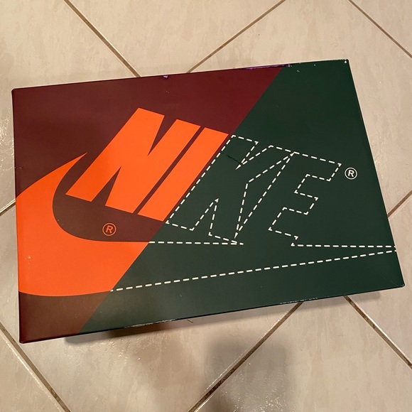 NEW Nike Jordan High OG Hand Crafted - Size 10.5 US Mens - Picture 7 of 9